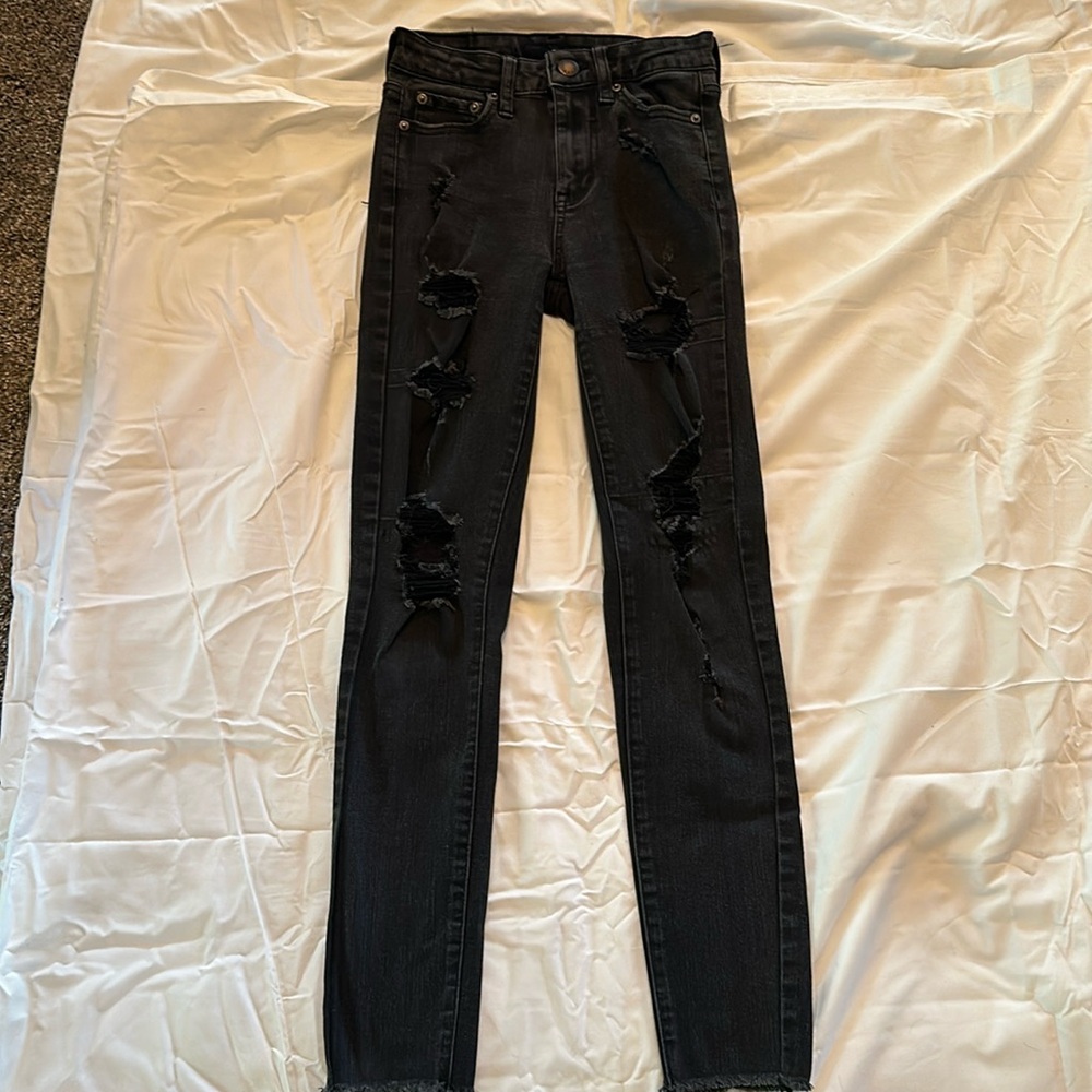 Aeropostale HIGH RISE (00) BLACK RIPPED JEANS